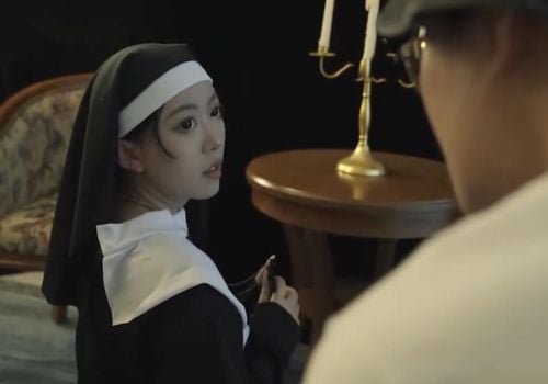 น้องสาว -ในกฎหมายรักลูกชาย -ในกฎหมายมีเพศสัมพันธ์กันอย่างลับๆล่อๆในห้องนั่งเล่นโดยไม่มีห้อง