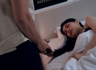 มีเพศสัมพันธ์กับน้องสาวของเธอด้วยเสียงครางเหมือนหนังซุปเปอร์ Jav!